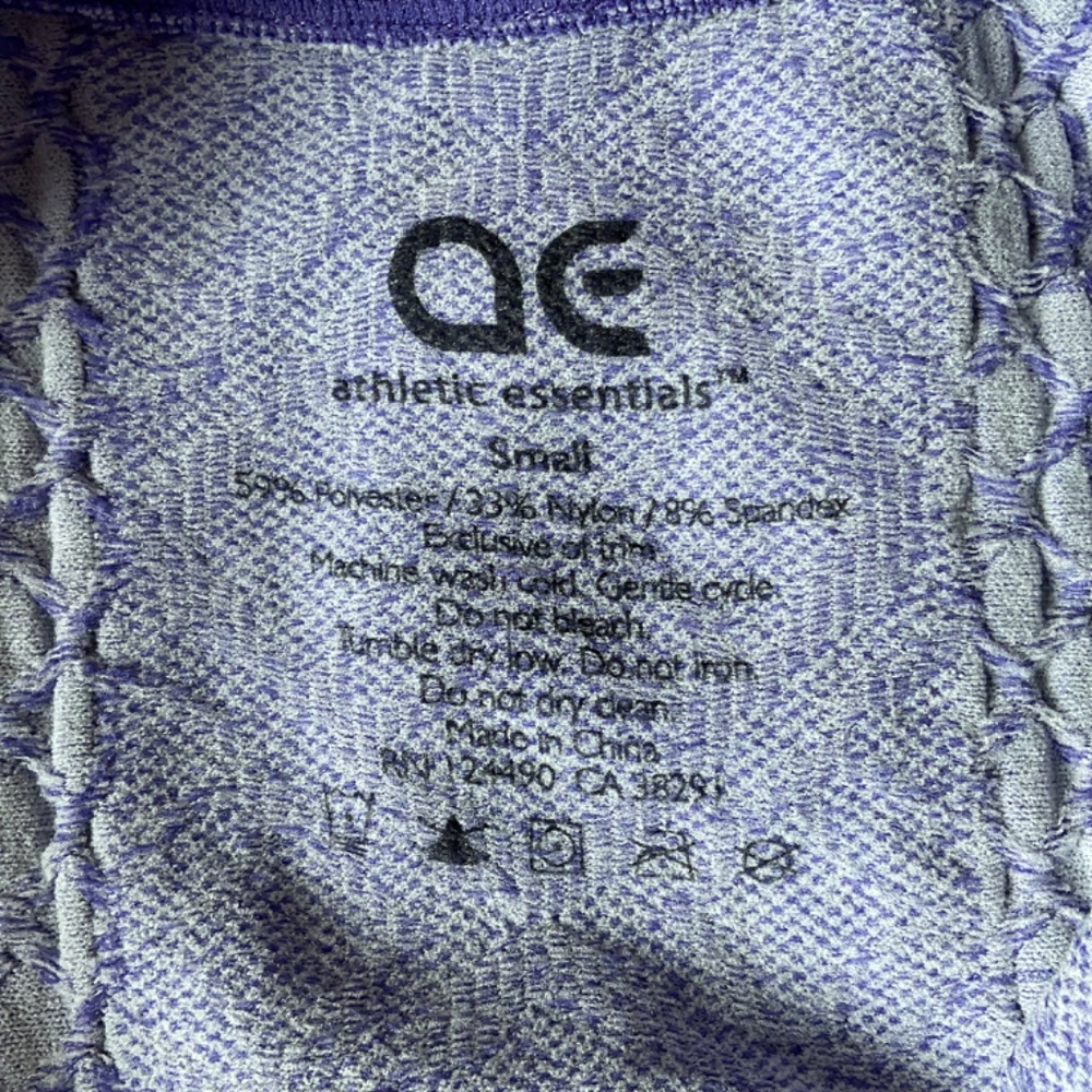 Athletic Essentials Long Sleeve Base Layer Workou… - image 7